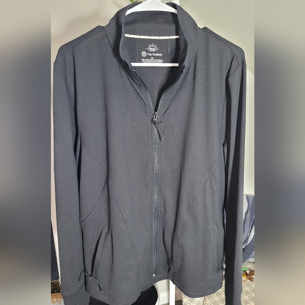 T By Talbots UPF 50+ Long Sleeve Zip Up Light Mockneck Jacket Black New